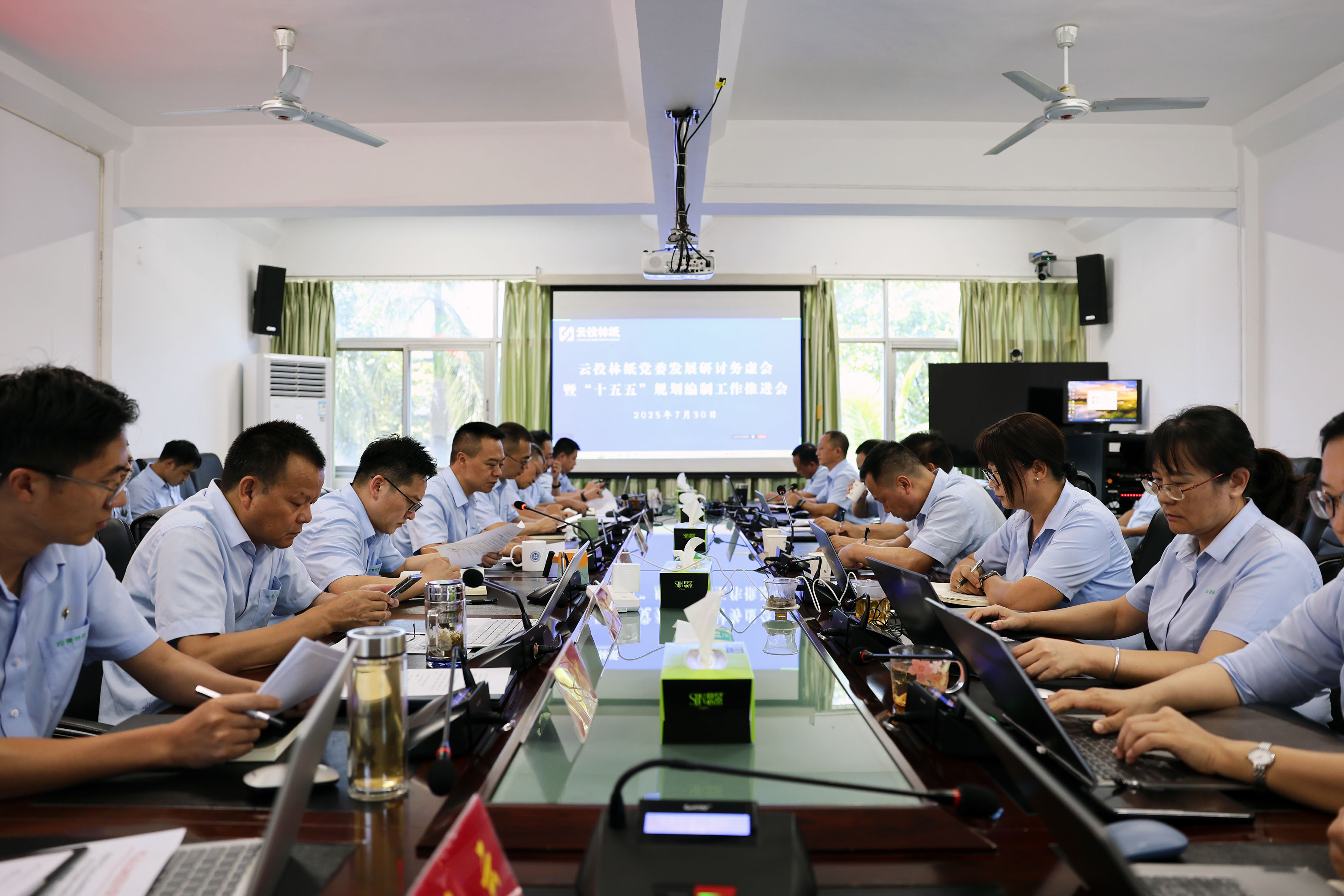 1753970977381653.jpg E68A5559.jpg